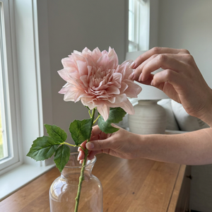 Dahlia Pink Stem 62 cm