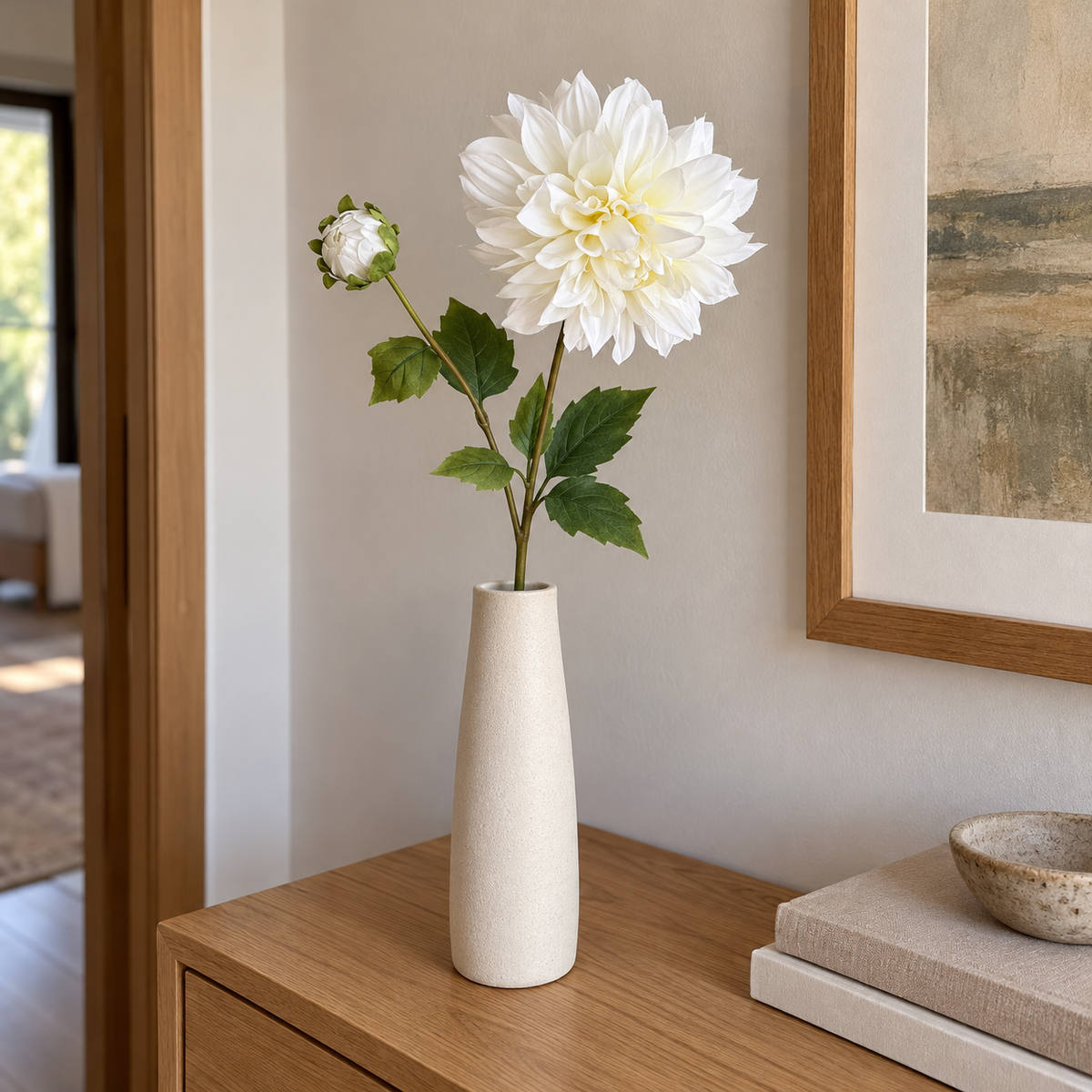 Dahlia Bud White Stem 83 cm